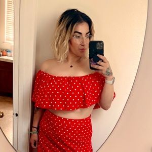 Meet your Posher, Alicia